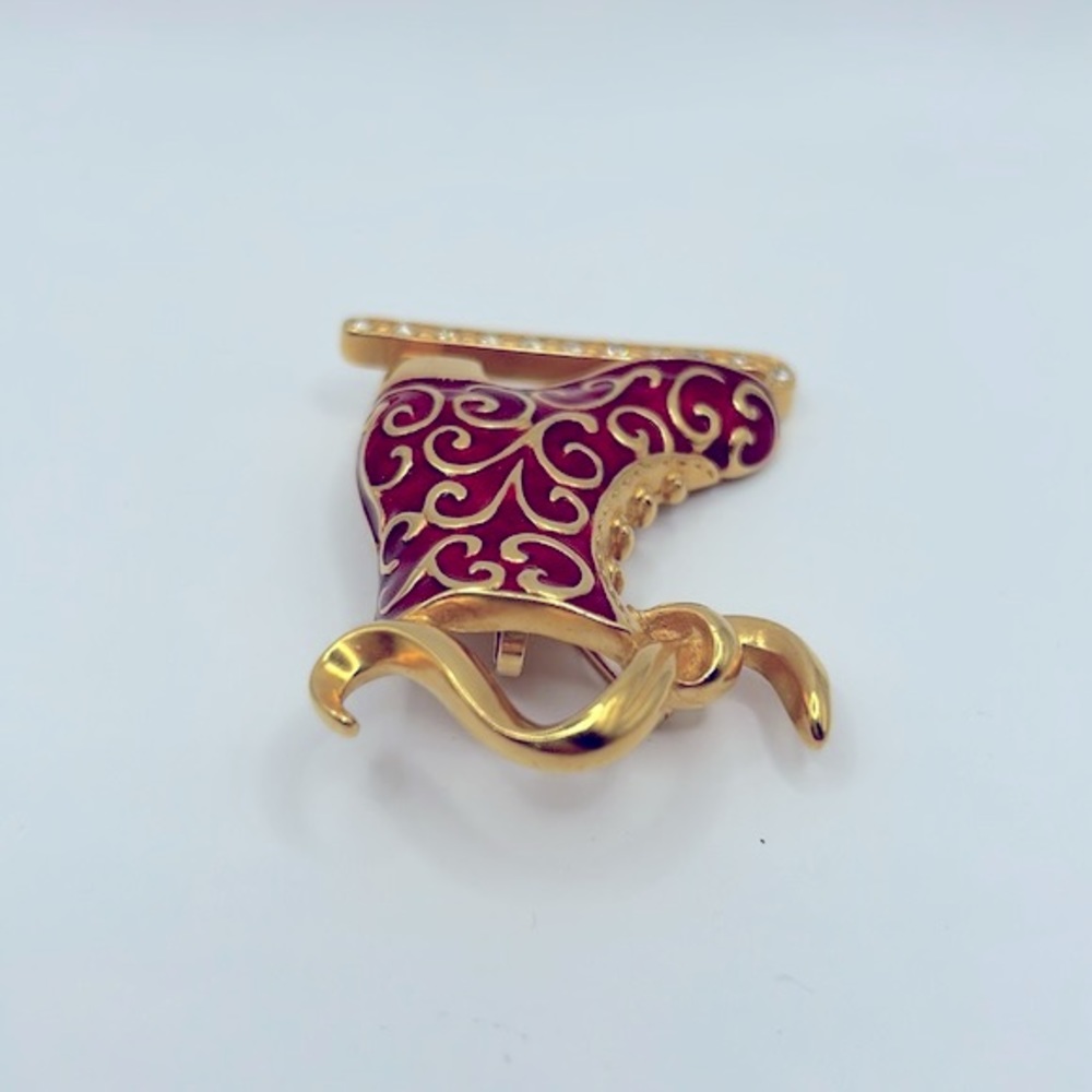 Vintage 1996 Trifari Signed Large Enamel Ice Skate Brooch Pendant - Picture 4 of 9